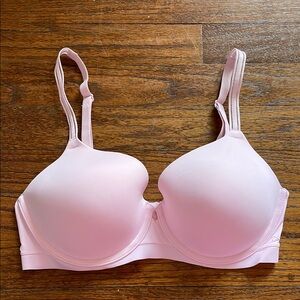 Maidenform 34D Light Pink Bra